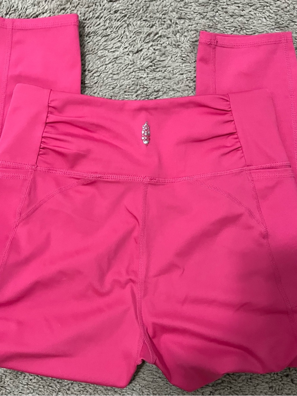 Free Movement Women’s High-Waist Hot Pink Capri leggings